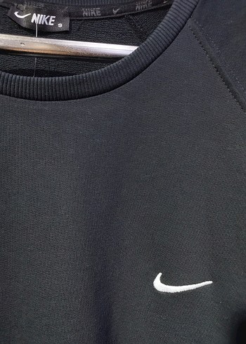 m Beden Nike Siyah Sweatshirt