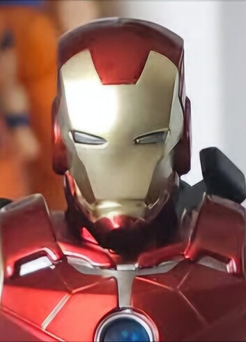 Iron man figür