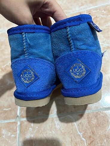 Ugg Ugg çovuk