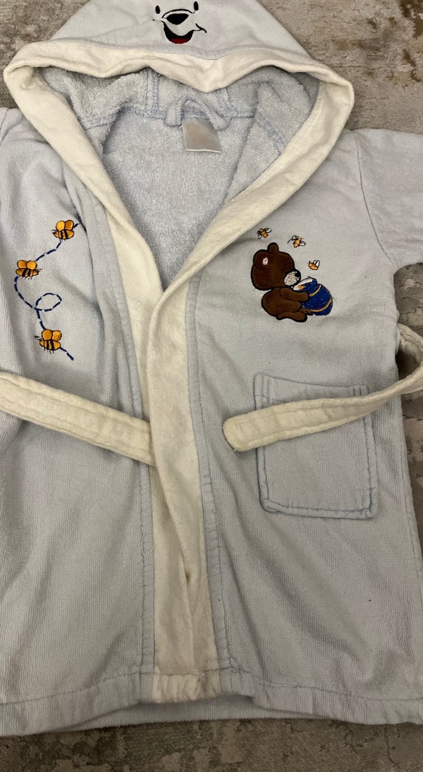 Kapüşonlu Nakışlı Erkek Çocuk Bornozu - Görsel 4