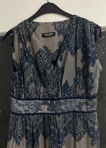 V Yaka Kemerli Uzun Bohem Elbise - Görsel 4