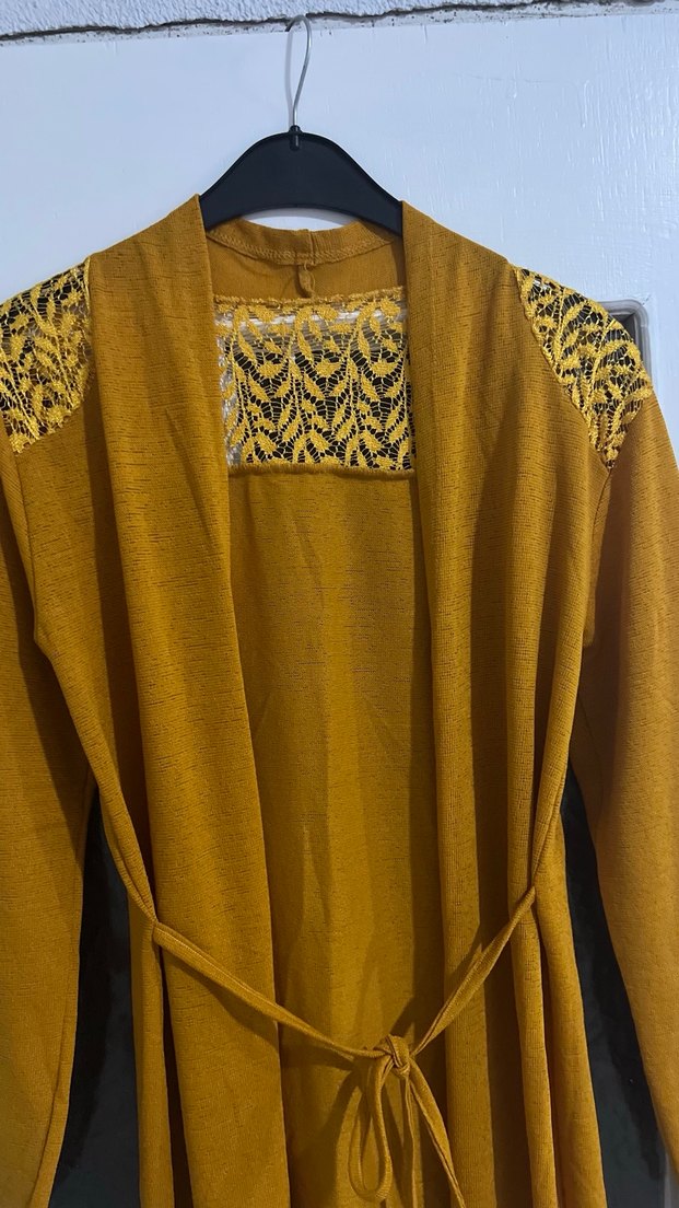 Sarı Kuşaklı Uzun Kollu Kadın Hırka - Görsel 4