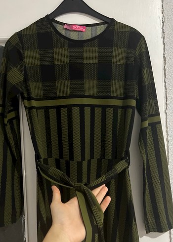 Koyu Haki Uzun Kollu Kuşaklı Elbise - Görsel 3