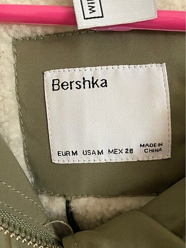 m Beden yeşil mont bershka