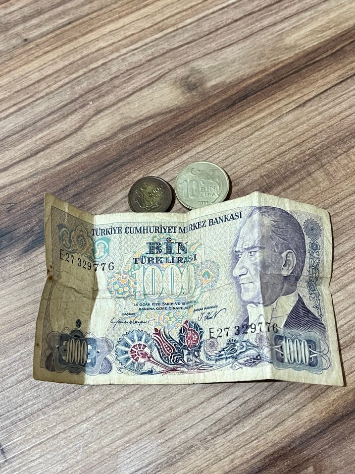 Eski 1000 Türk Lirası Banknotu - Görsel 4