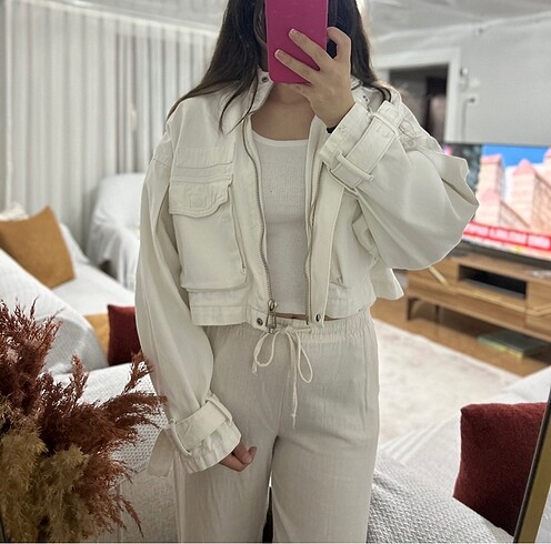 xs Beden Bershka beyaz kot ceket
