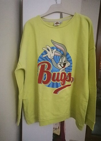 Looneytunes sweatshirt 