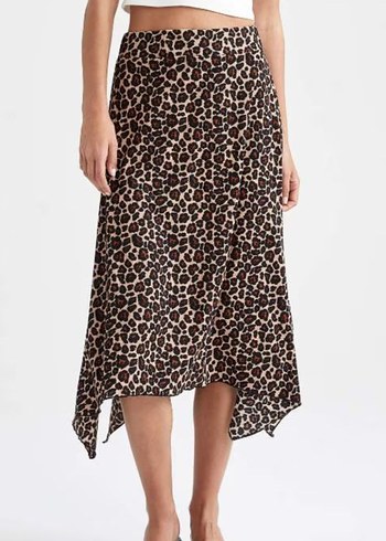Zara Drapeli Leopar Desenli Midi Etek
