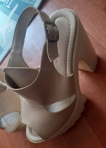 39 Beden 14 Cm Platform Topuklu Sandalet Ayakkabı