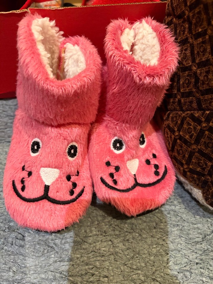 Kızlar için Pembe Kürklü Sıcak Terlik - Görsel 2