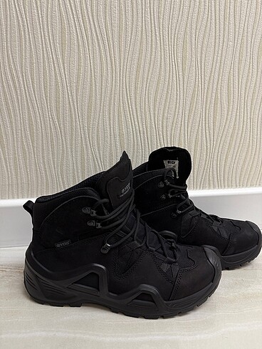 Merrell Yds Bot