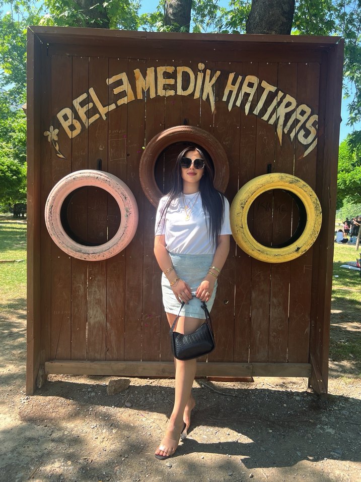 Beyaz Batik Desenli Mini Denim elbise - Görsel 2