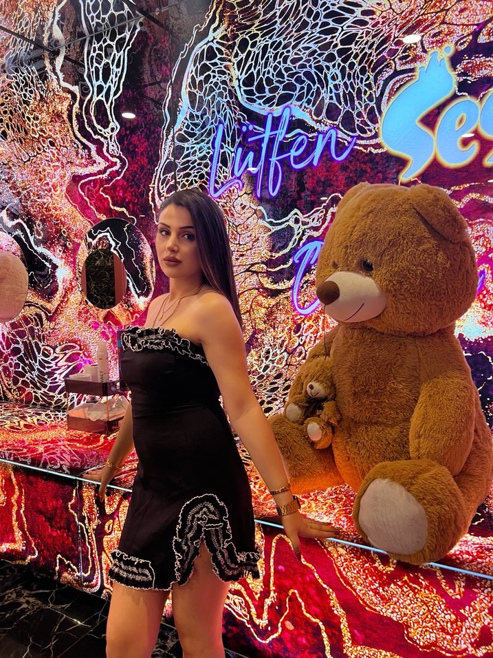 Siyah Straplez Parlak Midi Elbise - Görsel 3