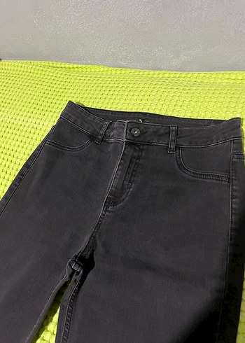 l Beden siyah Renk Siyah Yırtık Detaylı Kadın Denim Pantolon