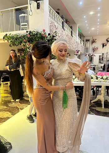 Hafif pembemsi Drapeli Straplez taş detaylı Uzun Abiye - Görsel 3