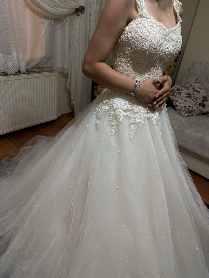 Dantel Detaylı Beyaz Prenses Gelinlik - Görsel 3