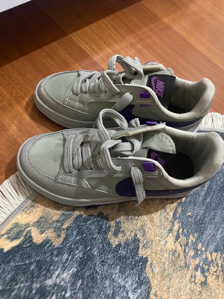 Nike Kadın Gri Mor Spor Ayakkabı - Görsel 5