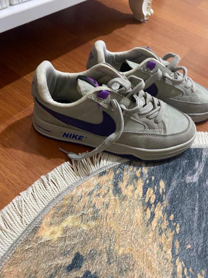 Nike Kadın Gri Mor Spor Ayakkabı - Görsel 3