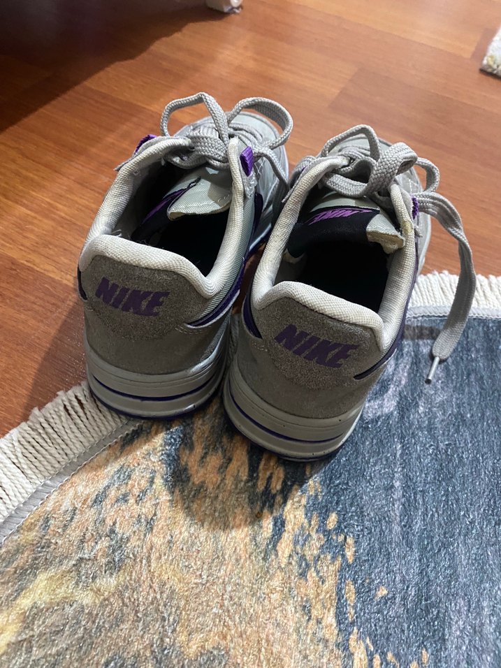 Nike Kadın Gri Mor Spor Ayakkabı - Görsel 2