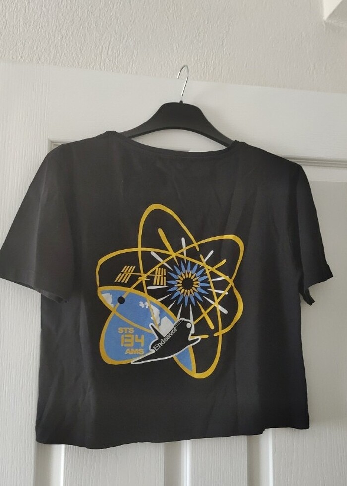 Ambar Nasa Siyah Crop Tişört  - Görsel 2