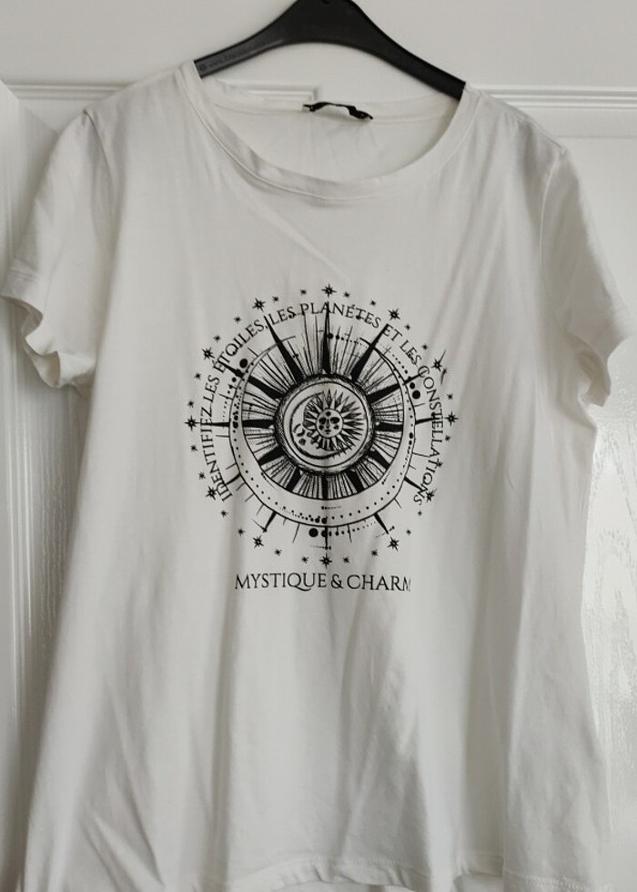 Beyaz Tişört  - Görsel 2