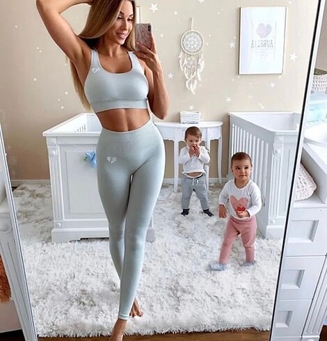 Womens best tayt