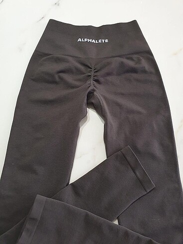 Alphalete büzgülü tayt