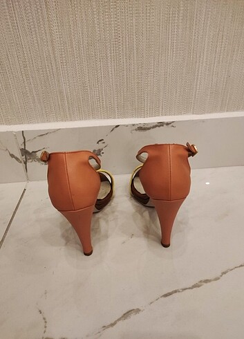 38 Beden Butigo kadın ayakkabı