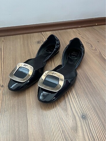 Roger Vivier Siyah Babet