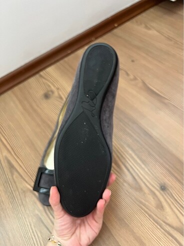 40 Beden Roger Vivier