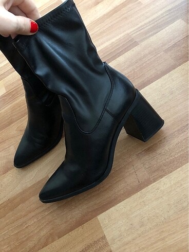 Zara Bot