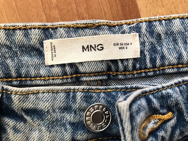 Mango Mango Jean