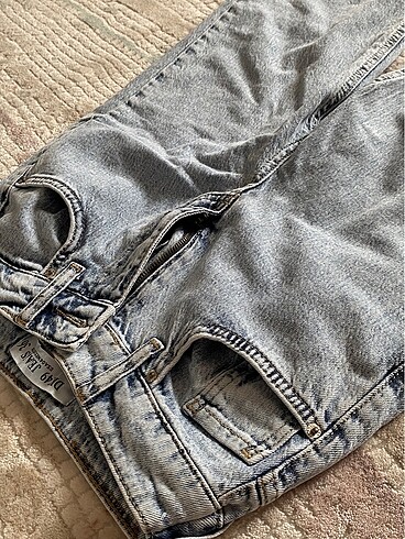Bershka Düz paça jean