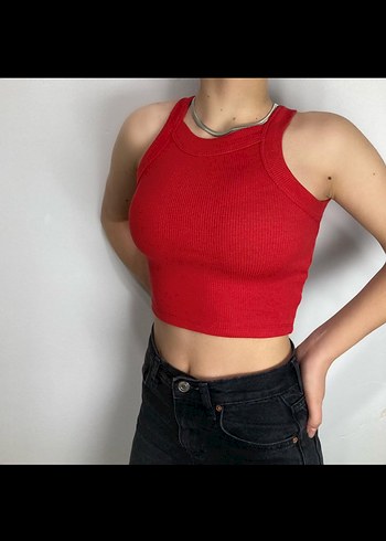 Kırmızı Yüksek Yakalı Crop Top