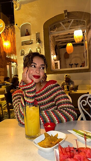 m Beden kırmızı Renk Zara bluz
