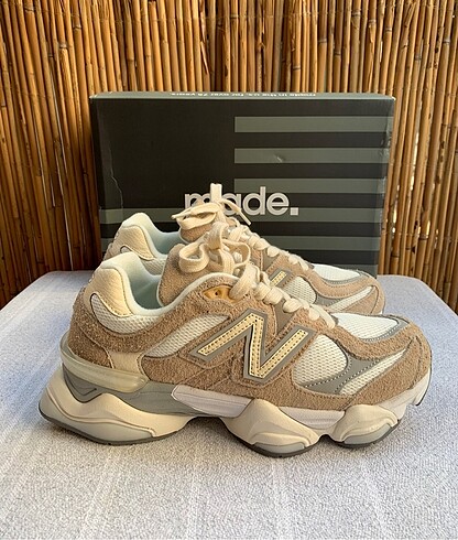 New Balance 9060 Driftwood