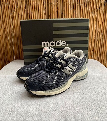 37 Beden New Balance 1906 D Eclipse Navy