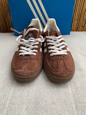 37 Beden Adidas Spezial Handball Shadow Brown White
