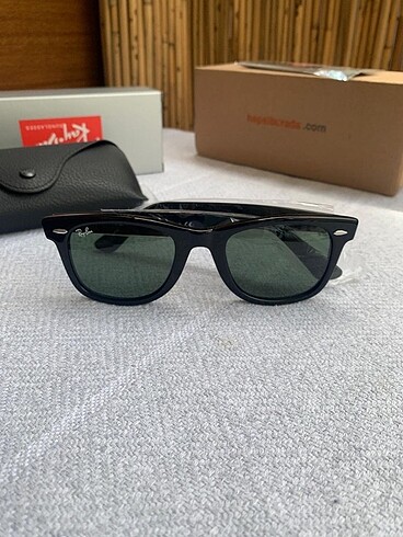 RAYBAN RB 2140