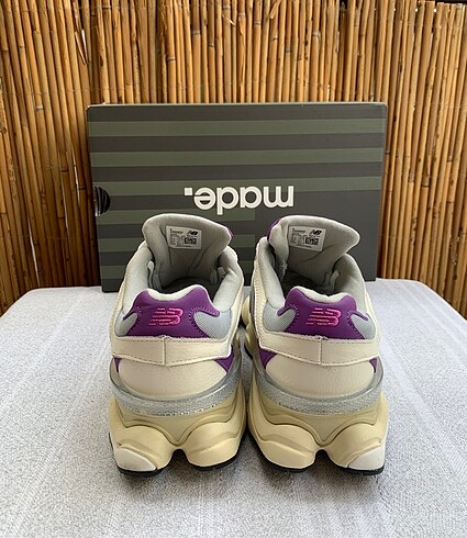 37 Beden beyaz Renk New Balance 9060 ESC