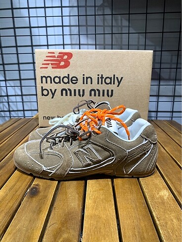 37 Beden Miu Miu X New Balance 530 sl