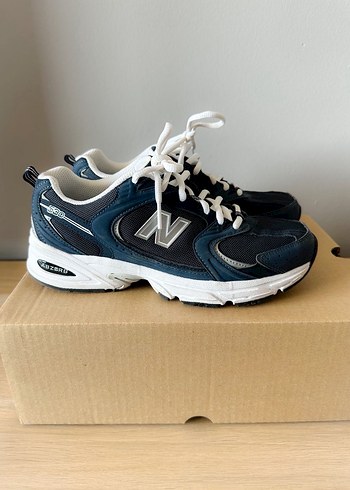 New Balance 530