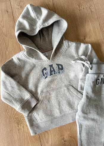 Gap GAP Gri Kapüşonlu Erkek Çocuk Eşofman Takımı