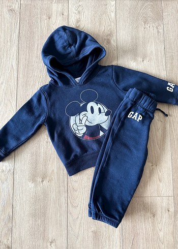 GAP Disney özel seri takım 2 yaş