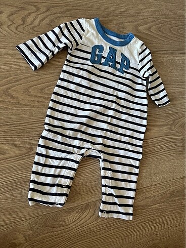 Gap Gap bebek tulumu