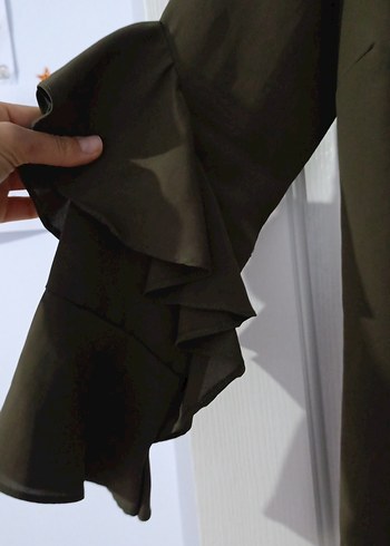 Fırfırlı Uzun Kollu Bluz - Görsel 3