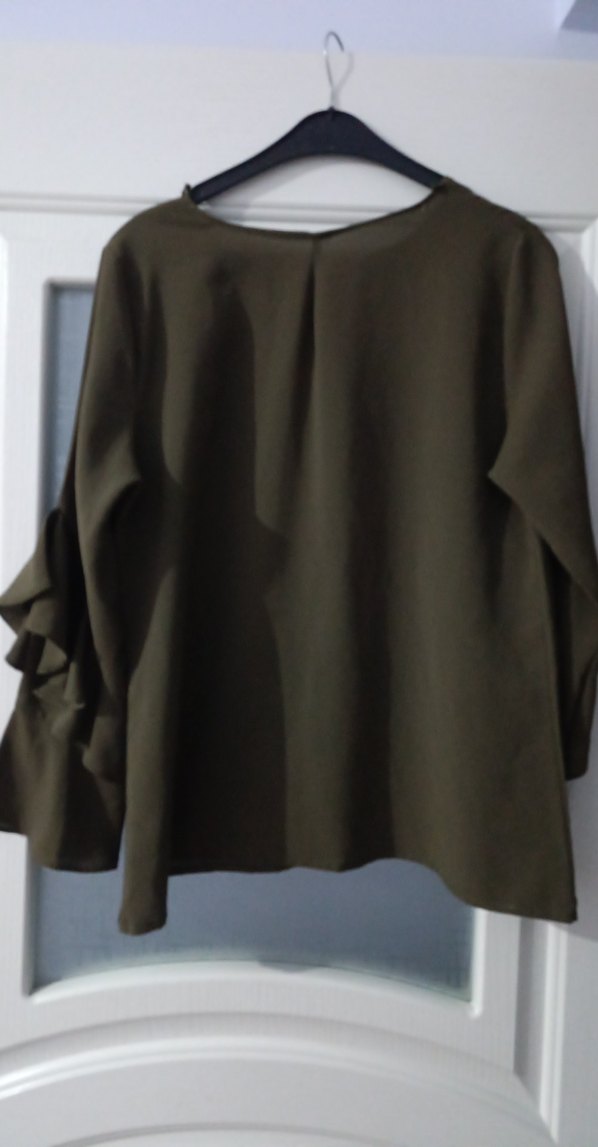 Fırfırlı Uzun Kollu Bluz - Görsel 4