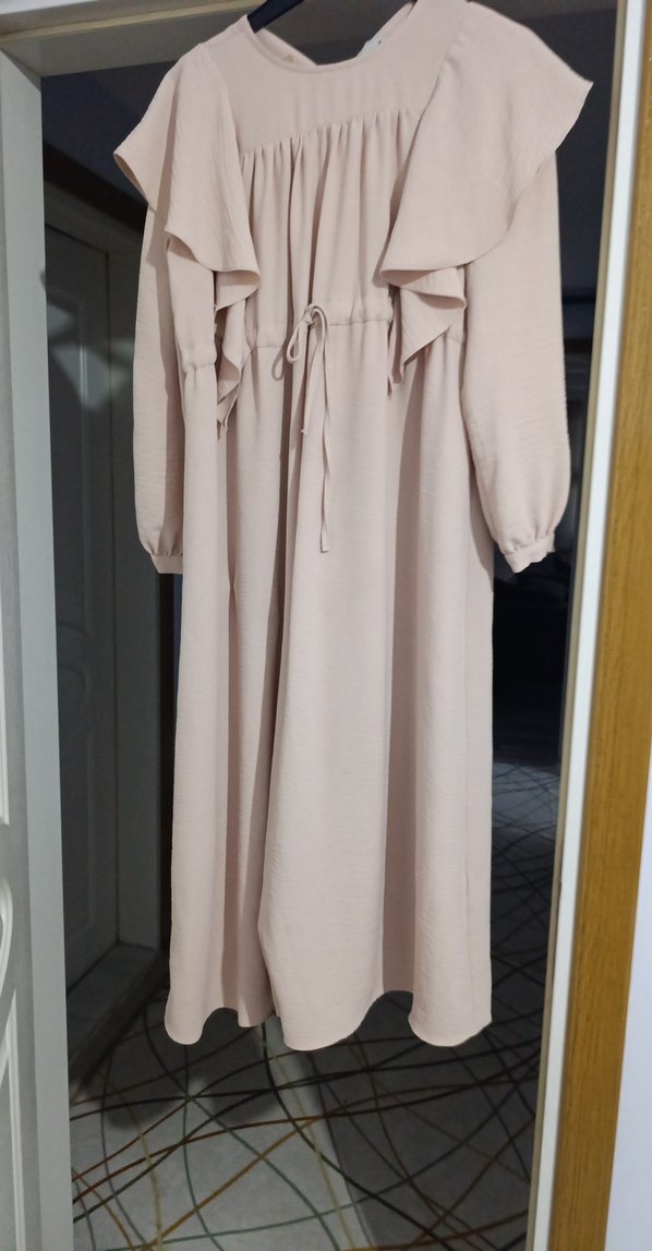 Bej Uzun Kollu Fırfırlı Uzun tunik - Görsel 2