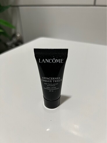 Lancome concealer