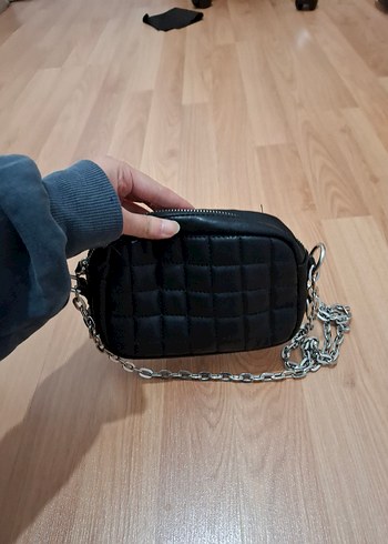 Siyah Zincir Detaylı Deri Kadın Çanta - Görsel 4
